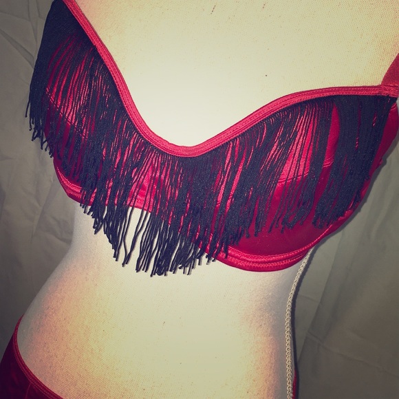 Vintage Fredericks of Hollywood red fringe bra set - Picture 3 of 8